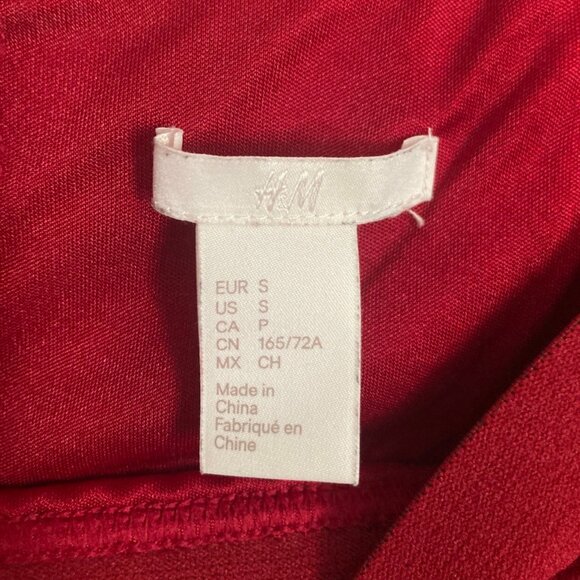 Red H&M skirt - Picture 3 of 3